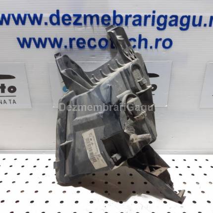 Proiector stanga Peugeot 407
