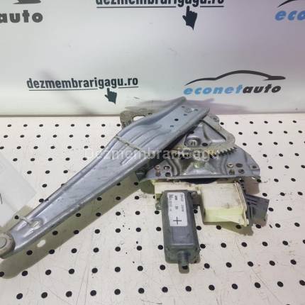 Macara geam ds Toyota Avensis / T25 (2003-)