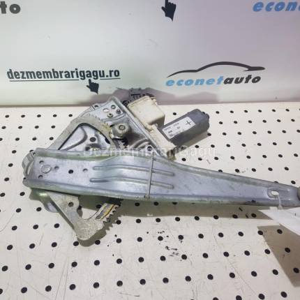 Macara geam ds Toyota Avensis / T25 (2003-)