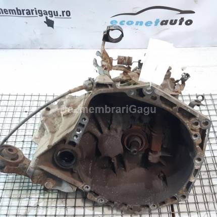 Cutie viteze Toyota Aygo, 1.0 Benzina, 50 KW, caroserie Hatchback