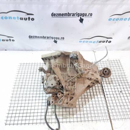 Cutie viteze Toyota Aygo, 1.0 Benzina, 50 KW, caroserie Hatchback