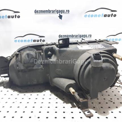 Far dreapta Ford Sierra (1987-1993)