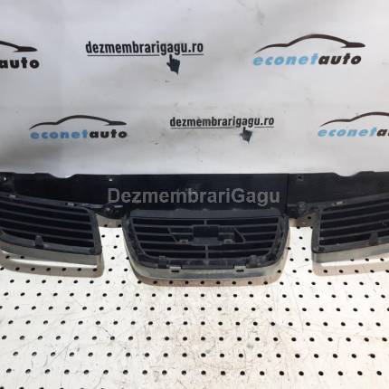 Grila capota Chevrolet Nubira