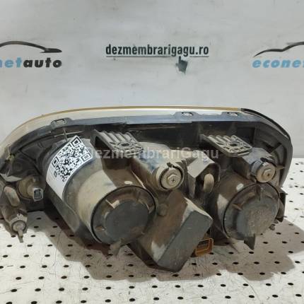 Far dreapta Chevrolet Lacetti Benzina, caroserie Hatchback