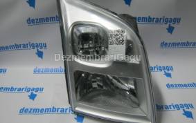 Piese auto din dezmembrari Far dreapta Ford Transit Vii