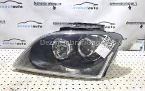 Piese auto din dezmembrari Far stanga Chrysler Stratus