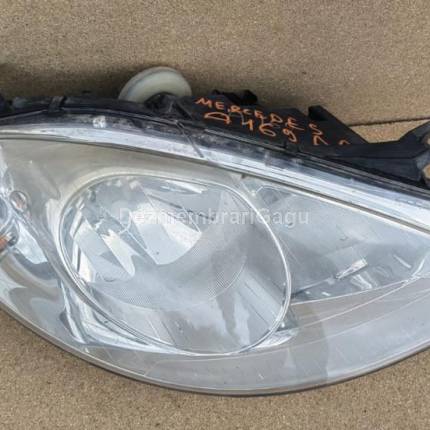 Far dreapta Mercedes A-class / W169 (2004-), 1.5 Benzina, caroserie Hatchback