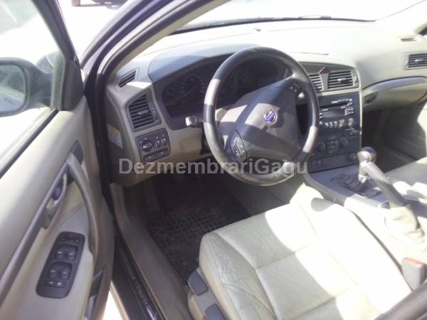 Dezmembrari auto Volvo S60 - poza 6