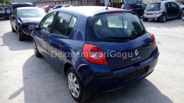 Dezmembrari auto Renault Clio III (2005-) - poza 2