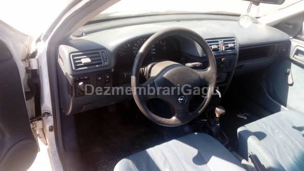 Dezmembrari auto Opel Vectra A (1988-1995) - poza 3