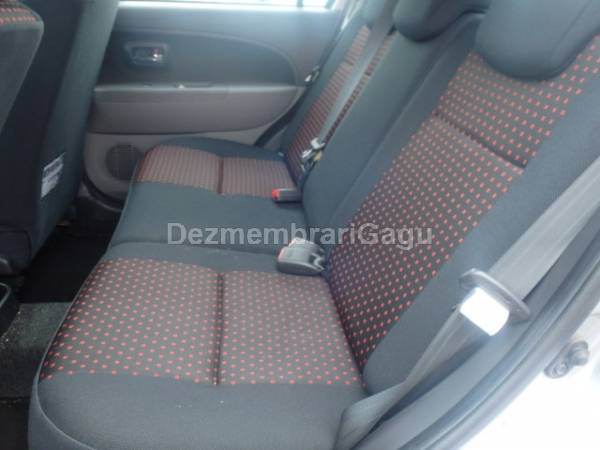 Dezmembrari auto Daihatsu Sirion - poza 6