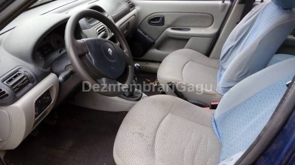 Dezmembrari auto Renault Clio III (2005-) - poza 5