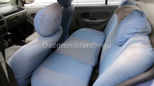 Dezmembrari auto Renault Clio III (2005-) - poza 6