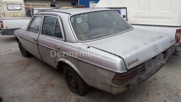 Dezmembrari auto Mercedes W115 (1968-1977) - poza 2