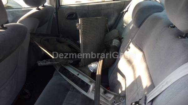 Dezmembrari auto Renault Megane I (1996-2003) - poza 7