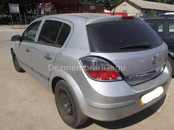 Dezmembrari auto Opel Astra H (2004-) - poza 2