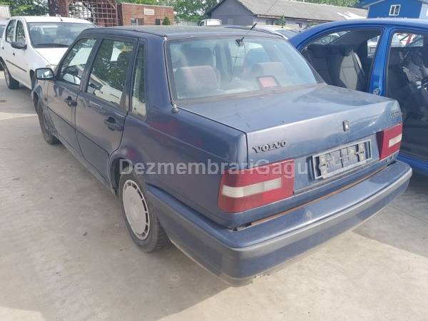 Dezmembrari auto Volvo 460 - poza 2