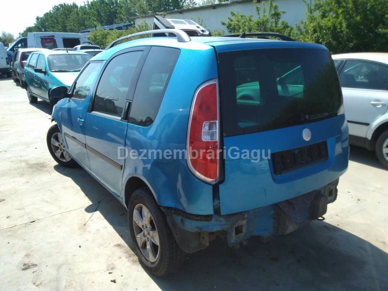 Dezmembrari auto Skoda Roomster - poza 2