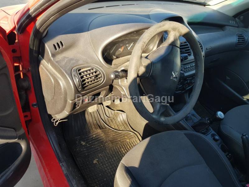 Dezmembrari auto Peugeot 206 - poza 6