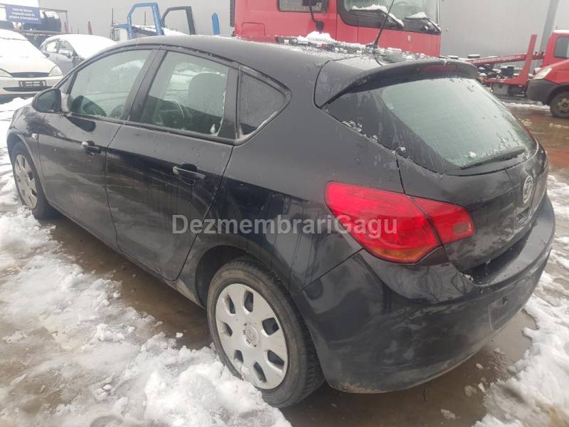 Dezmembrari auto Opel Astra J - poza 3