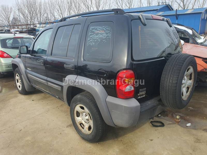 Dezmembrari auto Jeep Liberty - poza 3