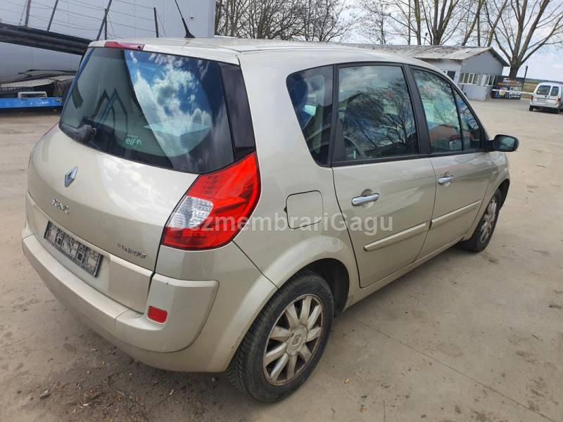 Dezmembrari auto Renault Scenic Ii (2003-) - poza 3