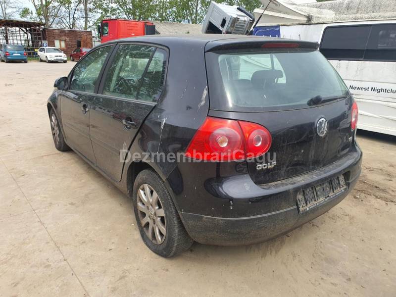 Dezmembrari auto Volkswagen Golf V (2003-) - poza 3