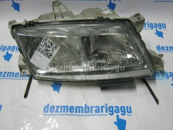 De vanzare far dreapta SAAB 9-5
