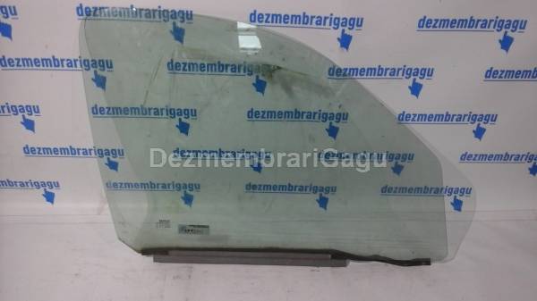 Geam usa df Renault 9