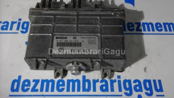 Calculator motor ecm ecu VOLKSWAGEN POLO (1994-2001), 1.0 Benzina, 37 KW