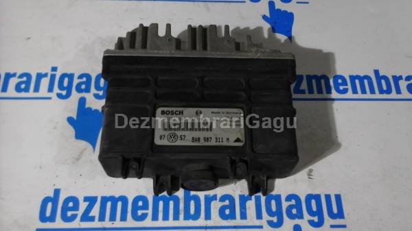 De vanzare calculator motor ecm ecu VOLKSWAGEN VENTO (1991-1998), 1.8 Benzina, 55 KW