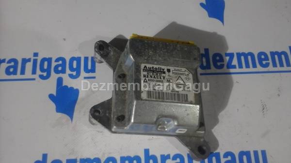 De vanzare calculator airbag RENAULT LAGUNA II (2001-) second hand