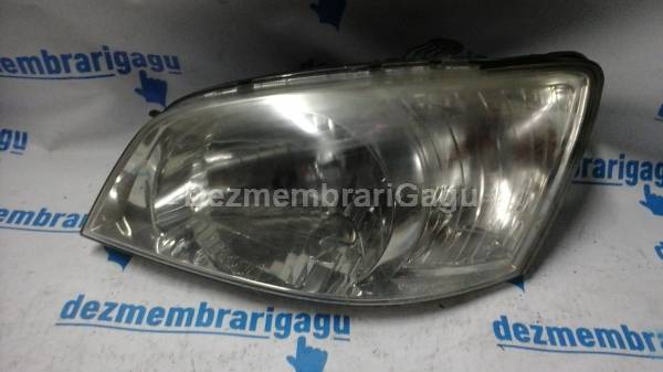 De vanzare far stanga HYUNDAI GETZ