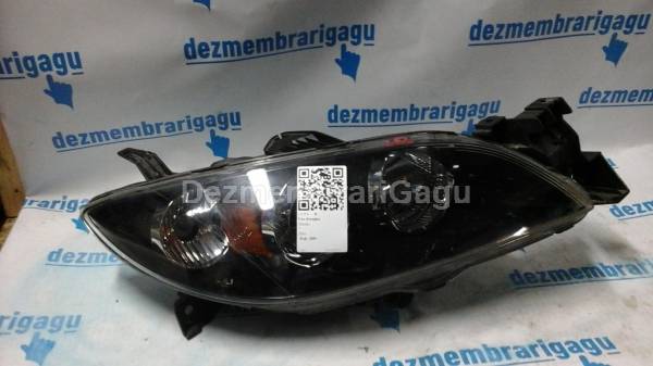 Vand far dreapta MAZDA 3 din dezmembrari