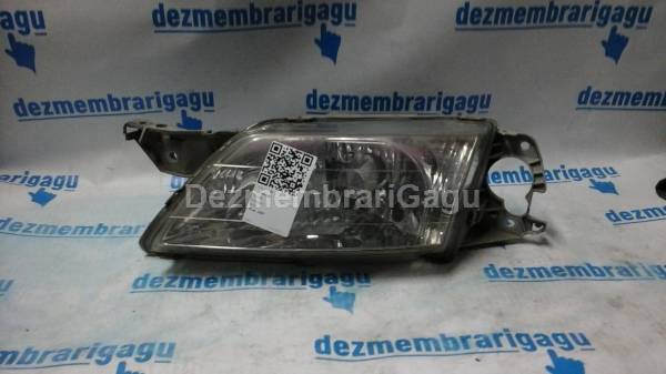De vanzare far stanga MAZDA PREMACY