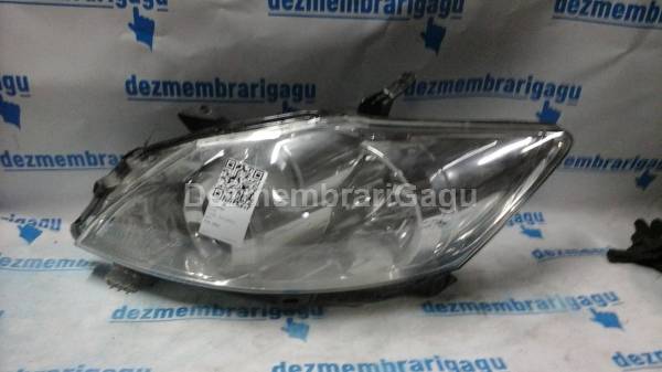 Far stanga Toyota Corolla / E12