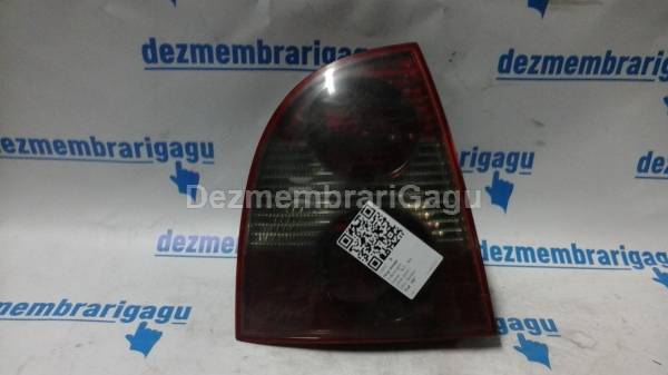 Vand stop stanga VOLKSWAGEN PASSAT / 3B3 - 3B6 (2000-2005) din dezmembrari