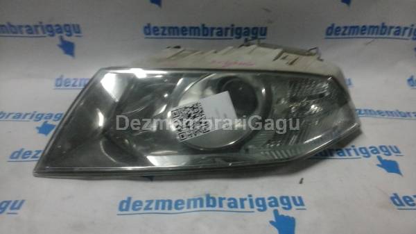 De vanzare far stanga SKODA OCTAVIA II (2004-) second hand