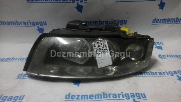 De vanzare far stanga AUDI A4 II (2000-2004) second hand
