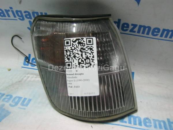 Semnal dreapta Mitsubishi Pajero I