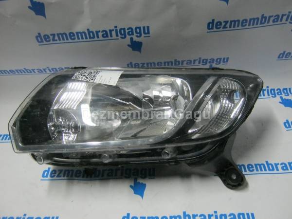 Far stanga DACIA SANDERO