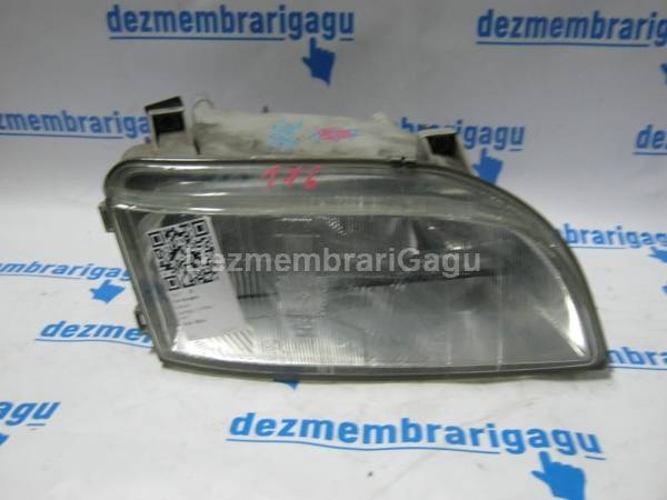 Far dreapta Citroen Berlingo