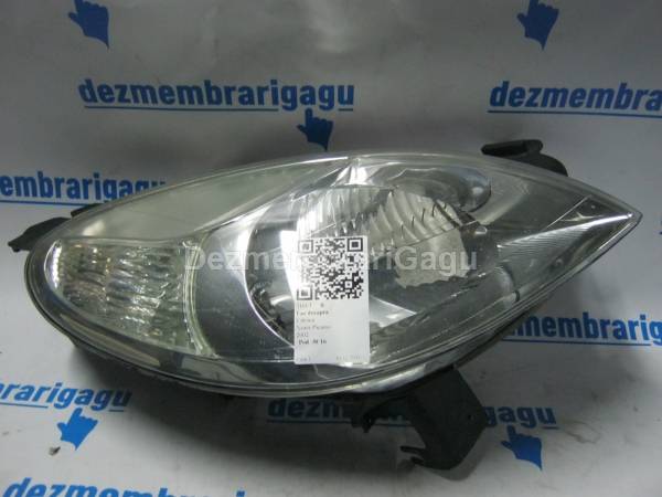 Vand far dreapta CITROEN XSARA PICASSO din dezmembrari