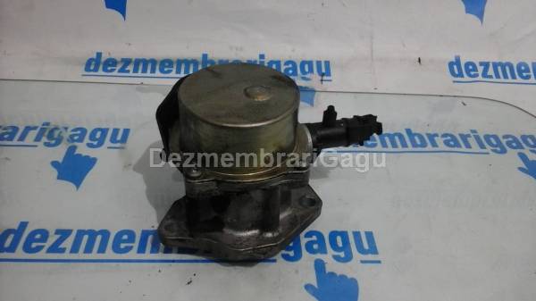 Pompa vacuum Renault 9
