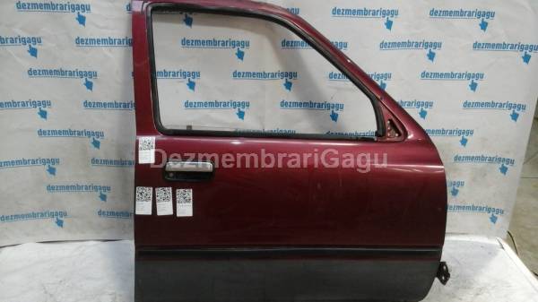 De vanzare usa dreapta fata portiera dr TOYOTA HILUX / N (1984-)