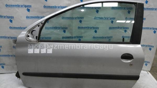 Vand maner usa stanga PEUGEOT 206 din dezmembrari