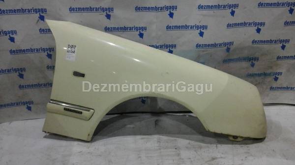 De vanzare aripa dreapta fata MERCEDES E-CLASS / 210 (1995-2003)