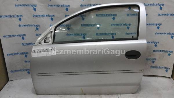 De vanzare usa stanga portiera stg OPEL CORSA C (2000-) second hand