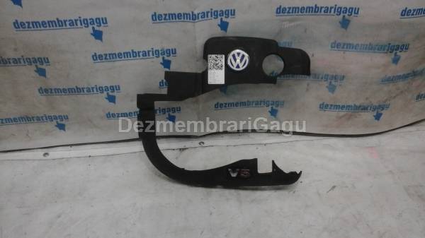 De vanzare capac motor VOLKSWAGEN PASSAT / 3B2 - 3B5 (1996-2000), 2.3 Benzina, 110 KW