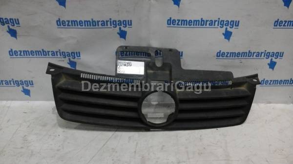 Vand grile capota VOLKSWAGEN POLO (2001-2009) din dezmembrari